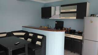 Курортные отели Guest House Medea Боржоми Трехместный номер с видом на горы-15