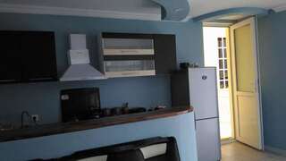 Курортные отели Guest House Medea Боржоми Трехместный номер с видом на горы-17